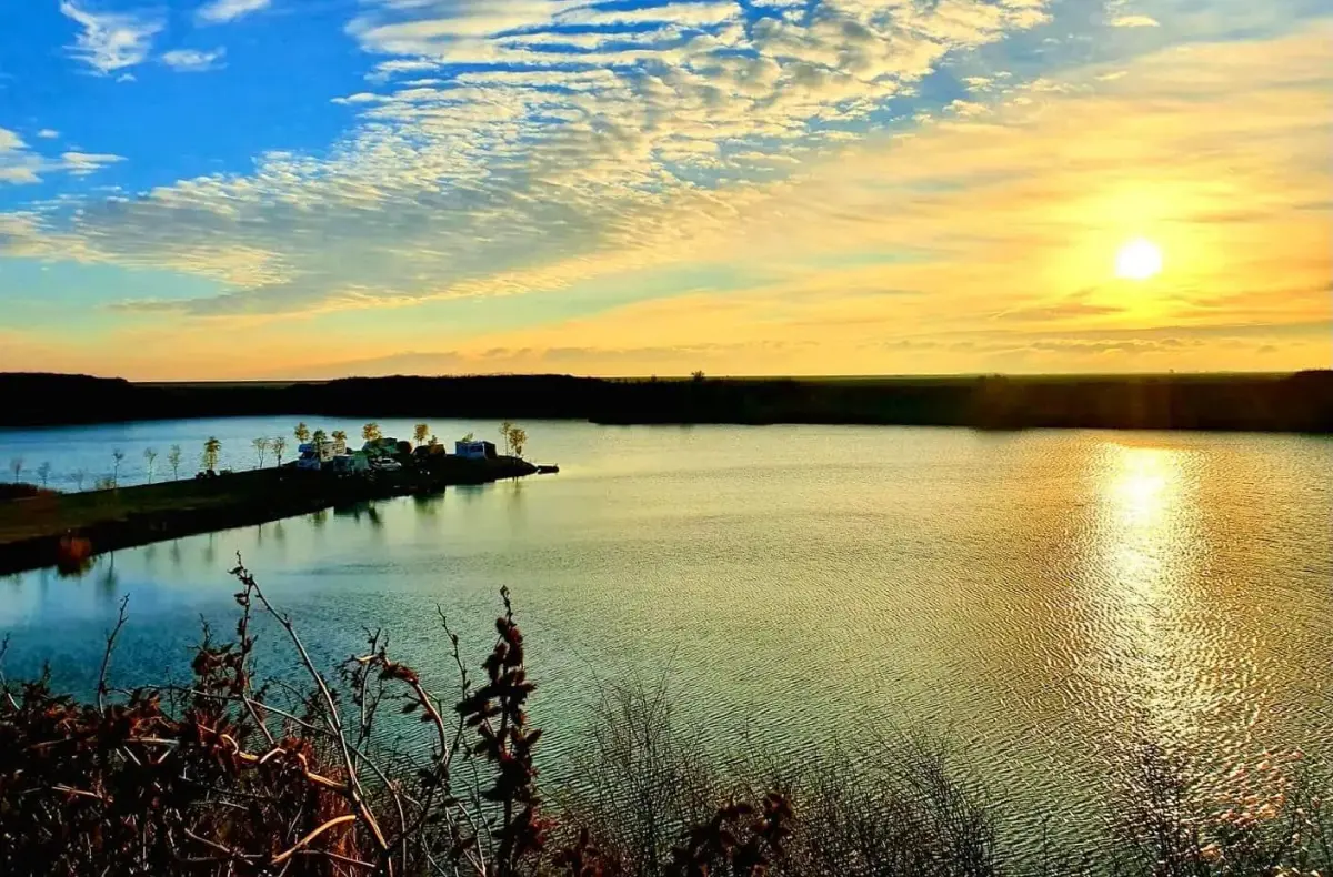 Monster Carp Lake
